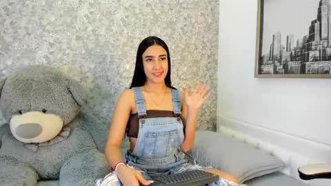 anika_h online show from February 16, 2026, 12:01 pm