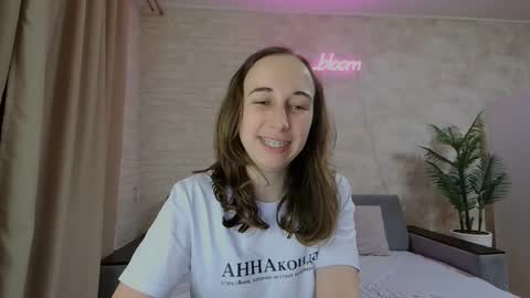 Snapshot of anikabloom chatting on February 3, 2025, 1:09 am anikabloom online show from February 3, 2025, 1:09 am