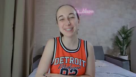 Snapshot of anikabloom chatting on February 13, 2025, 4:54 am anikabloom online show from February 13, 2025, 4:54 am