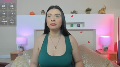 Snapshot of anikaromanof chatting on May 22, 2026, 11:38 am Anika Romano online show from May 22, 2026, 11:38 am