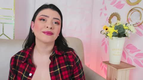 Lauren Anika online show from February 13, 2025, 12:11 pm