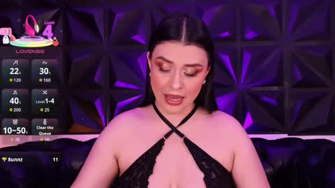 Lauren Anika online show from November 15, 2025, 12:56 pm