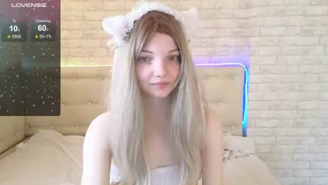 Alica online show from June 18, 2026, 3:29 am