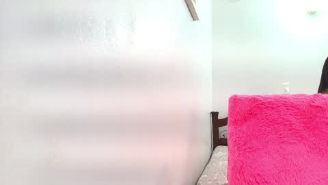 ana independent model online show from March 16, 2026, 5:24 am