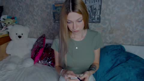 Snapshot of anita_moon_ chatting on December 27, 2024, 9:17 am anita_moon_ online show from December 27, 2024, 9:17 am