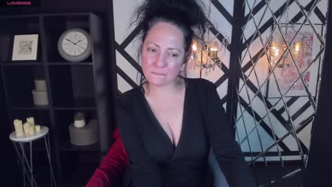 Anita online show from December 13, 2024, 9:09 pm