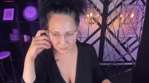 Anita online show from December 16, 2024, 3:08 am