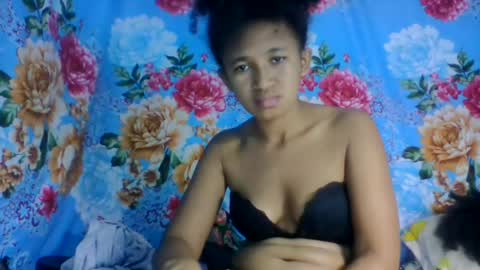anitaazzh online show from June 15, 2026, 2:36 am