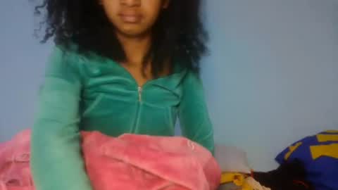 anitaazzh online show from July 11, 2026, 8:28 am