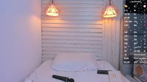 Anita  online show from May 19, 2026, 1:56 am