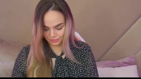 AnitaVenture online show from November 12, 2025, 4:24 am