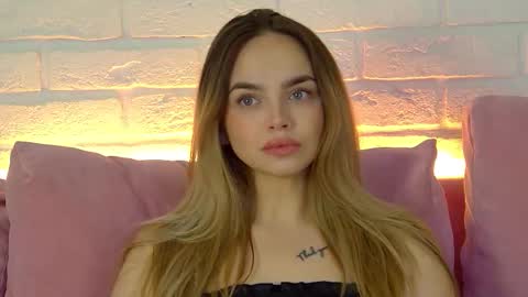 AnitaVenture online show from November 23, 2025, 4:12 am