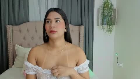anittafoxx online show from July 4, 2026, 11:22 pm