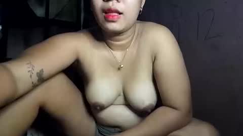 Snapshot of anivia15 chatting on November 6, 2025, 1:17 am anivia15 online show from November 6, 2025, 1:17 am