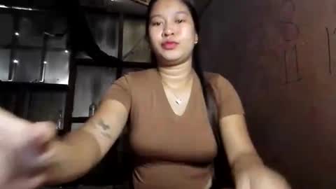 Snapshot of anivia15 chatting on November 19, 2025, 1:27 am anivia15 online show from November 19, 2025, 1:27 am