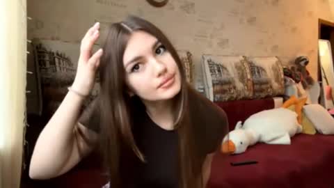 Kate online show from January 12, 2026, 12:54 pm