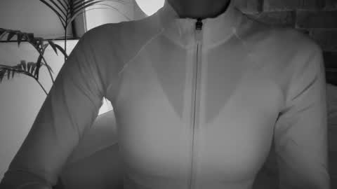 Anje online show from March 22, 2026, 8:34 pm