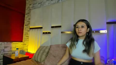 Snapshot of anlleloandangela chatting on February 9, 2026, 4:44 pm ANGEL AND TEFY online show from February 9, 2026, 4:44 pm
