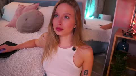 Ann online show from September 24, 2025, 2:42 pm