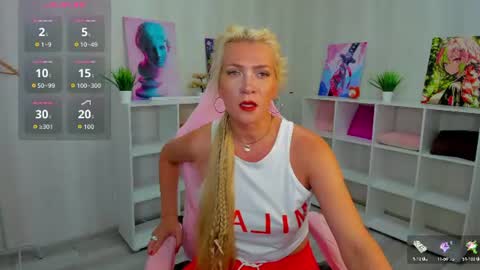 Luna Lady online show from July 28, 2026, 9:15 am