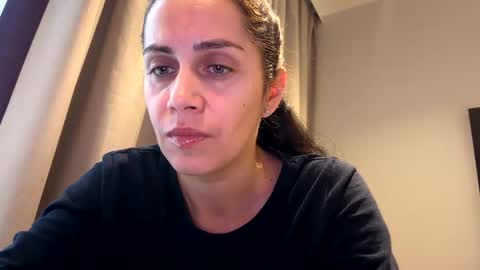 Anna online show from November 7, 2025, 6:57 am