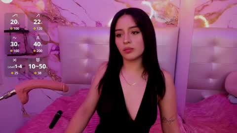 Snapshot of anna_blade_ chatting on June 1, 2026, 2:30 pm ANNA online show from June 1, 2026, 2:30 pm