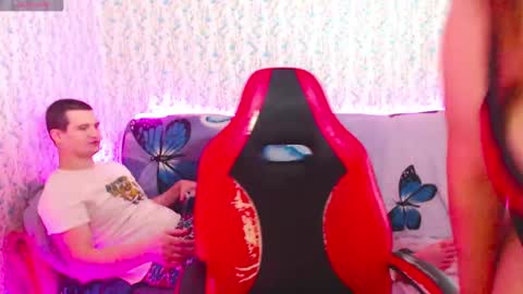 AnnaJake online show from December 12, 2024, 5:20 am