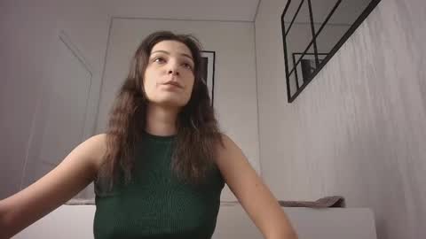 Snapshot of anna_lewis chatting on April 1, 2026, 6:36 am Anna online show from April 1, 2026, 6:36 am