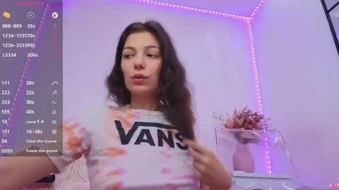 Snapshot of anna_lewis chatting on April 25, 2026, 6:27 am Anna online show from April 25, 2026, 6:27 am