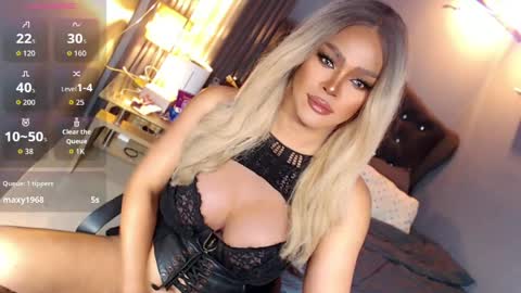 Miss Anna online show from May 26, 2026, 1:01 am