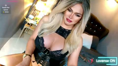 Miss Anna online show from July 27, 2026, 6:26 pm