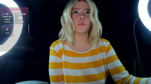 Anna online show from April 7, 2026, 1:06 am