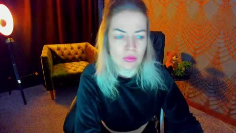 anna_snow9 online show from April 2, 2026, 5:38 am