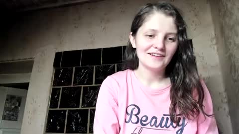 Snapshot of annaahcharm chatting on December 4, 2024, 6:11 am annaahcharm online show from December 4, 2024, 6:11 am