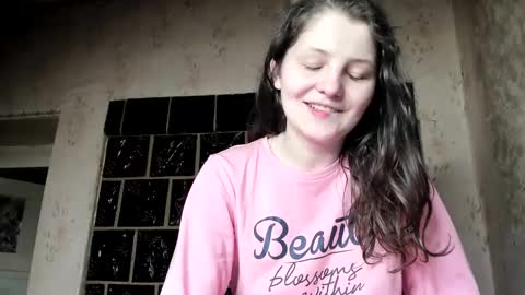 Snapshot of annaahcharm chatting on December 7, 2024, 5:59 am annaahcharm online show from December 7, 2024, 5:59 am