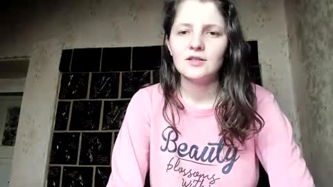 Snapshot of annaahcharm chatting on December 16, 2024, 10:03 pm annaahcharm online show from December 16, 2024, 10:03 pm