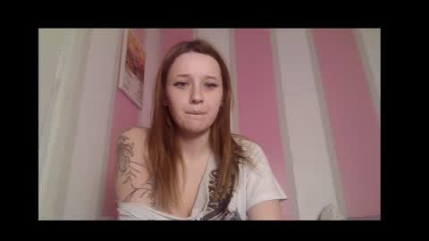 Anna Marie online show from December 15, 2025, 1:54 am