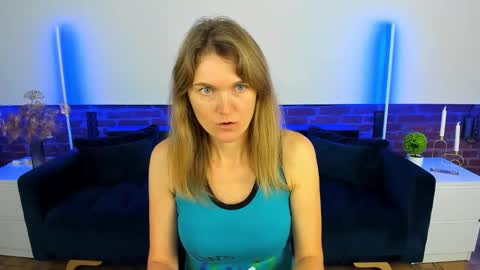 Annabel online show from October 26, 2025, 6:52 am