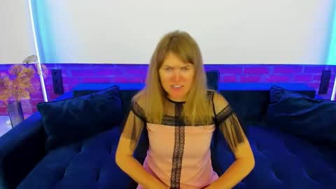 Annabel online show from November 20, 2025, 6:40 pm