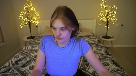 Snapshot of annacandie chatting on September 12, 2025, 1:00 pm Anna online show from September 12, 2025, 1:00 pm