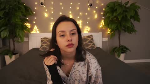 Anna online show from January 4, 2025, 4:44 am