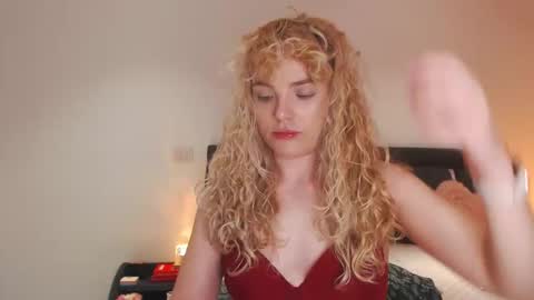 annaevv online show from February 23, 2026, 3:48 am