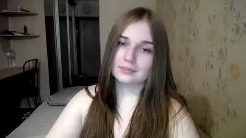 Snapshot of annagoldy3 chatting on February 24, 2026, 2:37 pm Anna online show from February 24, 2026, 2:37 pm