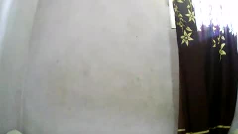 Snapshot of annahhotgirl chatting on June 24, 2026, 8:35 am annahhotgirl online show from June 24, 2026, 8:35 am