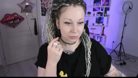 Snapshot of annanebula chatting on October 2, 2025, 3:30 pm Anna online show from October 2, 2025, 3:30 pm