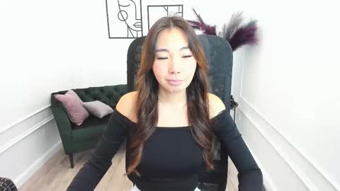 Anna online show from October 7, 2025, 11:07 am