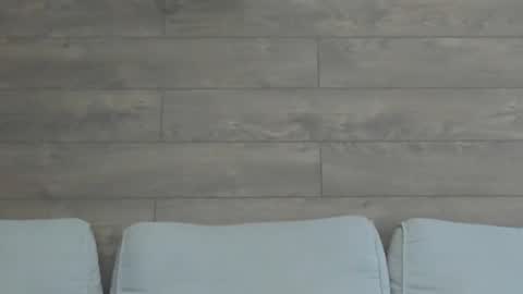 annasplash online show from March 10, 2025, 8:59 am