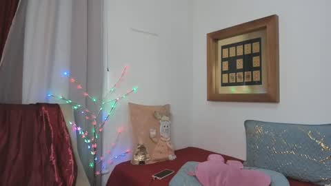 Snapshot of annavalente_ chatting on December 10, 2024, 12:16 pm anna online show from December 10, 2024, 12:16 pm