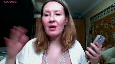 AnnaXLovers online show from February 13, 2025, 12:00 pm