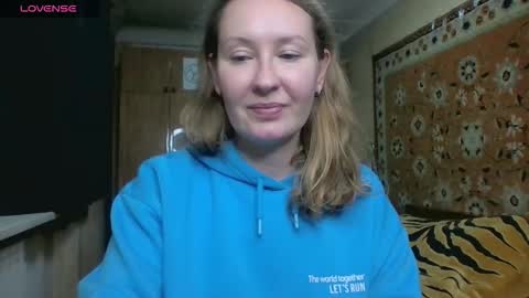 AnnaXLovers online show from October 14, 2025, 2:18 pm